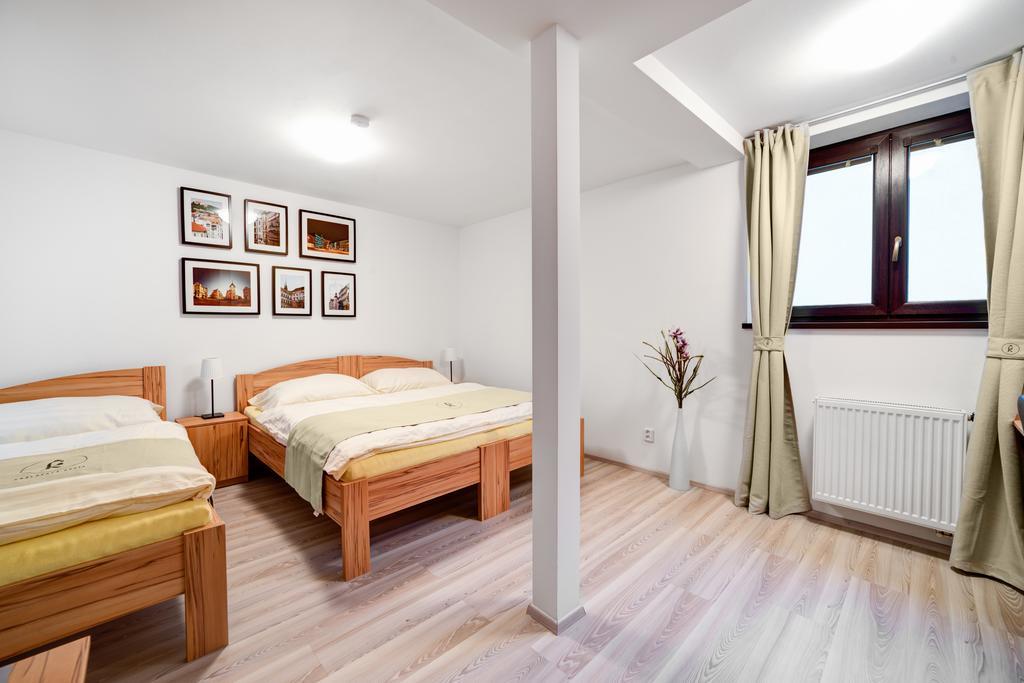 Penzion Královská Cesta Brno Quarto foto