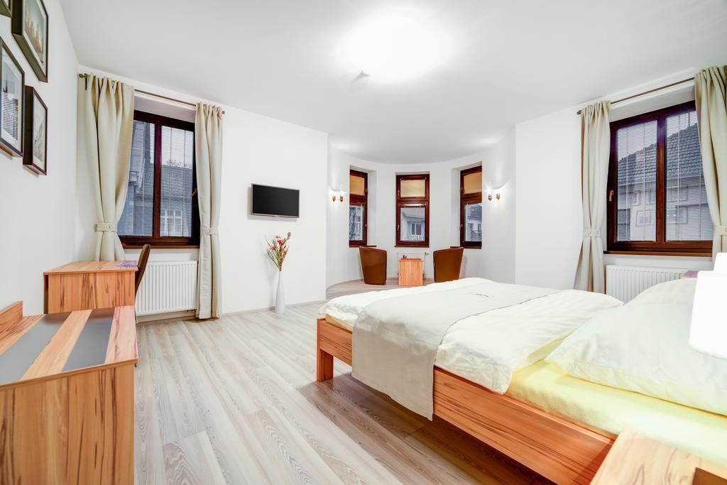 Penzion Královská Cesta Brno Quarto foto