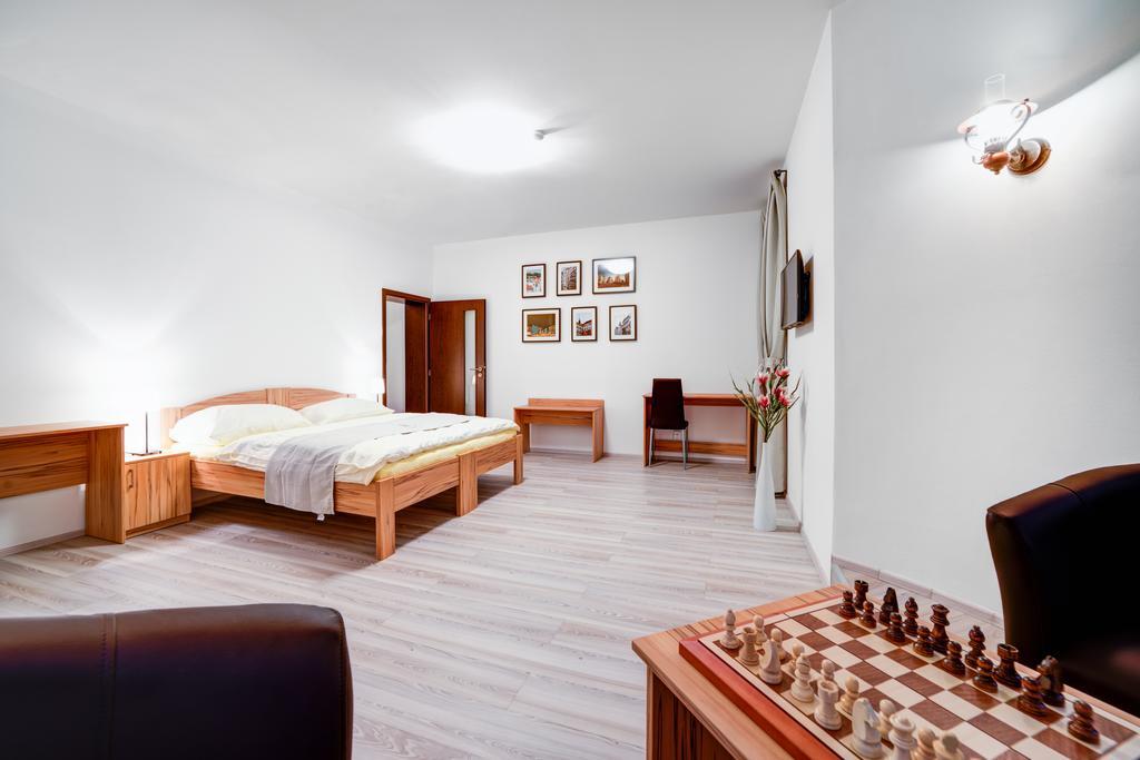 Penzion Královská Cesta Brno Quarto foto