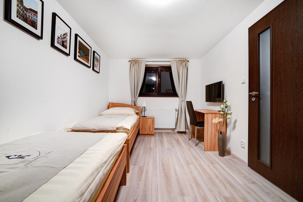 Penzion Královská Cesta Brno Quarto foto