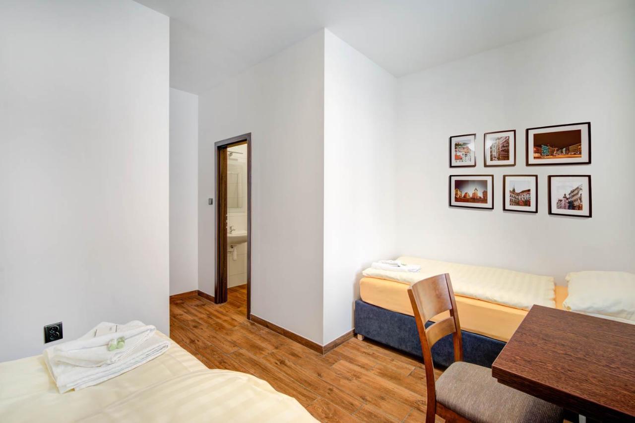Penzion Královská Cesta Brno Exterior foto